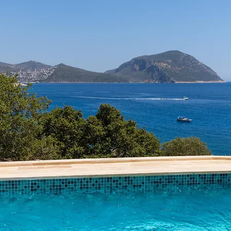 Vila Kalamar 7 *