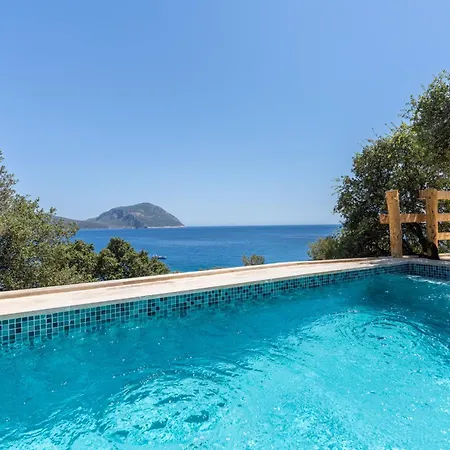 Vila Kalamar 7 *